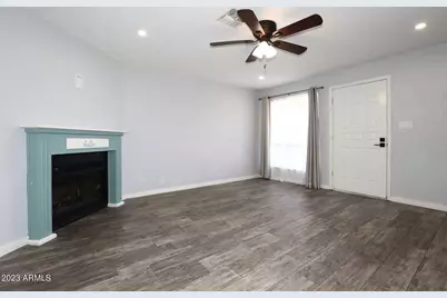 522 W Blackhawk Drive #4, Phoenix, AZ 85027 - Photo 11