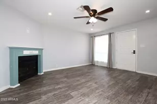 522 W Blackhawk Dr, Phoenix, AZ 85027 - Photo 11