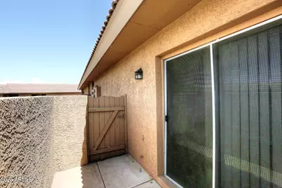 522 W Blackhawk Drive #4, Phoenix, AZ 85027 - Photo 7
