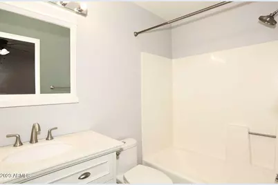522 W Blackhawk Drive #4, Phoenix, AZ 85027 - Photo 27
