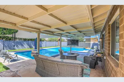 8720 E San Miguel Avenue, Scottsdale, AZ 85250 - Photo 23
