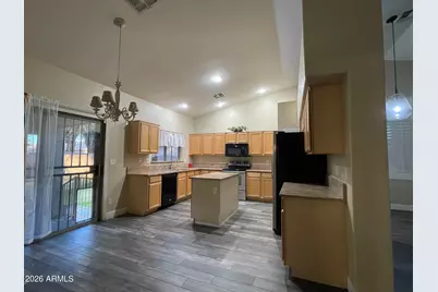 5168 W Morten Avenue, Glendale, AZ 85301 - Photo 5