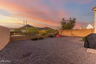 2314 E Questa Dr, Phoenix, AZ 85024 - Photo 39