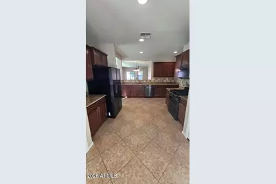 10826 W Avenida Del Rey Avenue, Peoria, AZ 85383 - Photo 9
