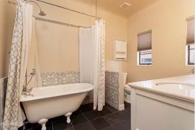 2207 N 11th Avenue, Phoenix, AZ 85007 - Photo 17
