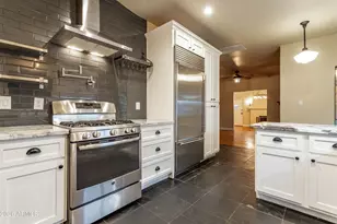 2207 N 11th Ave, Phoenix, AZ 85007 - Photo 13