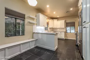2207 N 11th Ave, Phoenix, AZ 85007 - Photo 11