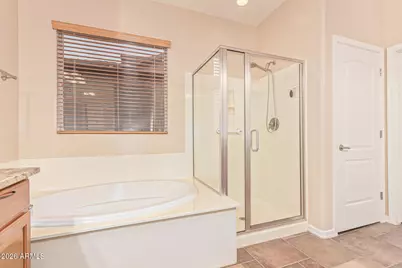 9058 W Redbird Road, Peoria, AZ 85383 - Photo 19