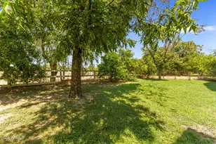 2720 W Harvest Groves Ln, Phoenix, AZ 85041 - Photo 71