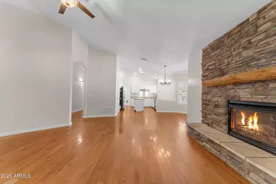 2720 W Harvest Groves Lane, Phoenix, AZ 85041 - Photo 19