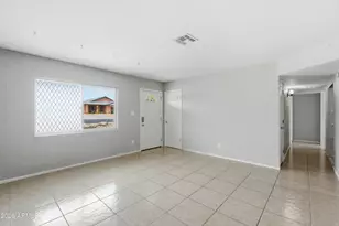 1317 E Desert Cove Ave, Phoenix, AZ 85020 - Photo 9