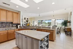 18461 N Hibiscus Ln, Surprise, AZ 85374 - Photo 9