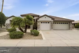 18461 N Hibiscus Ln, Surprise, AZ 85374 - Photo 3