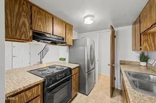 8841 N 12th Pl, Phoenix, AZ 85020 - Photo 9