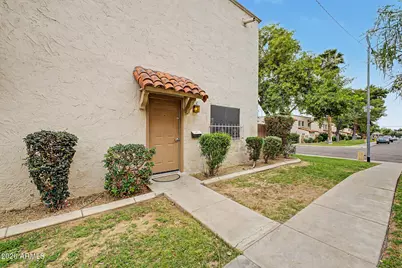 8841 N 12th Place, Phoenix, AZ 85020 - Photo 3