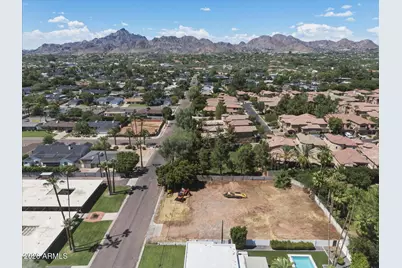 5041 N 34th Street #37, Phoenix, AZ 85018 - Photo 3