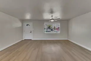6014 W Avalon Dr, Phoenix, AZ 85033 - Photo 5