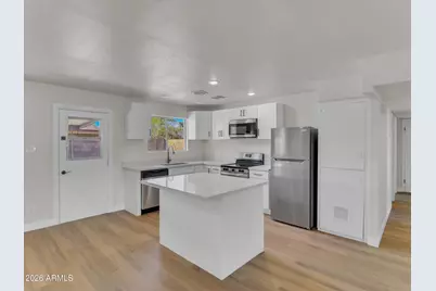 6014 W Avalon Drive, Phoenix, AZ 85033 - Photo 11