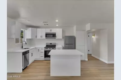 6014 W Avalon Drive, Phoenix, AZ 85033 - Photo 9