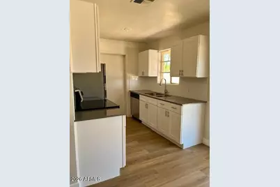4505 W Crittenden Lane, Phoenix, AZ 85031 - Photo 5