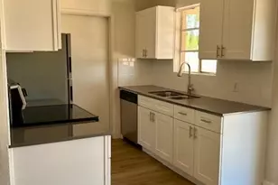 4505 W Crittenden Ln, Phoenix, AZ 85031 - Photo 5