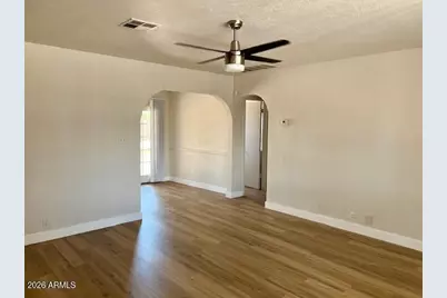 4505 W Crittenden Lane, Phoenix, AZ 85031 - Photo 17