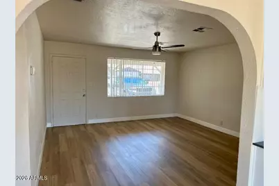 4505 W Crittenden Lane, Phoenix, AZ 85031 - Photo 19