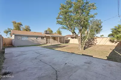 4505 W Crittenden Lane, Phoenix, AZ 85031 - Photo 13