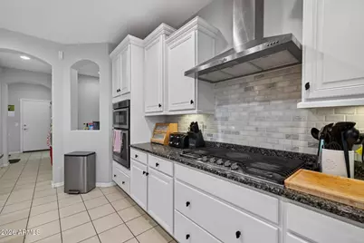 7147 E Portobello Avenue, Mesa, AZ 85212 - Photo 9