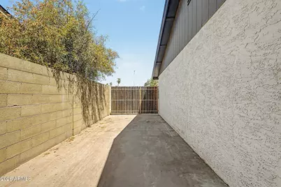 4523 E Alta Mesa Avenue, Phoenix, AZ 85044 - Photo 27