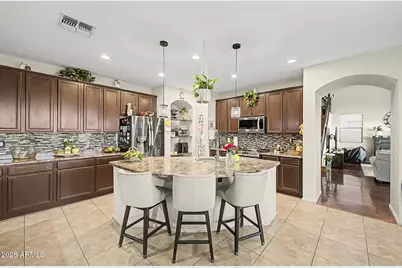 17653 W Marconi Avenue, Surprise, AZ 85388 - Photo 5