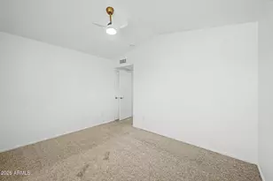 109 W Sagebrush St, Gilbert, AZ 85233 - Photo 25
