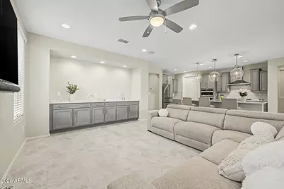 26735 W Quail Avenue, Buckeye, AZ 85396 - Photo 9