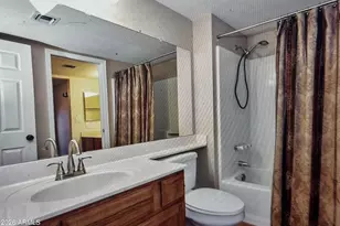 33 E Beck Ln, Phoenix, AZ 85022 - Photo 9