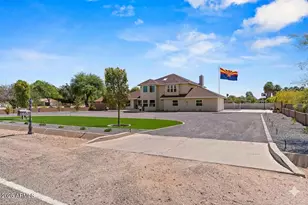 7031 N Perryville Rd, Waddell, AZ 85355 - Photo 5