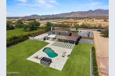 7031 N Perryville Road, Waddell, AZ 85355 - Photo 3