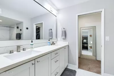 8323 E Keim Drive, Scottsdale, AZ 85250 - Photo 19