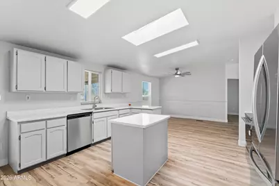 42207 W Solano Drive, Tonopah, AZ 85354 - Photo 9