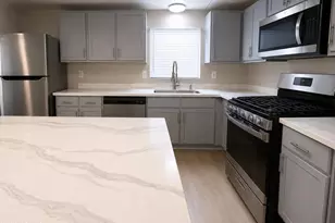 10701 N 99th Ave, Peoria, AZ 85345 - Photo 11