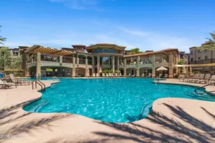 5350 E Deer Valley Dr, Phoenix, AZ 85054 - Photo 31