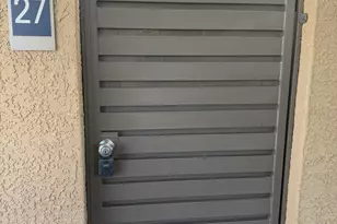 601 E Palo Verde Dr, Phoenix, AZ 85012 - Photo 27