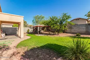 1525 W Burgess Ln, Phoenix, AZ 85041 - Photo 25