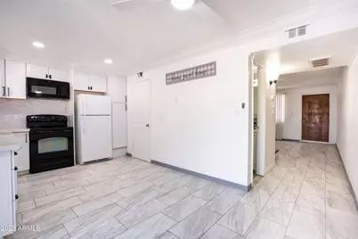 6565 N 19th Avenue #27, Phoenix, AZ 85015 - Photo 9