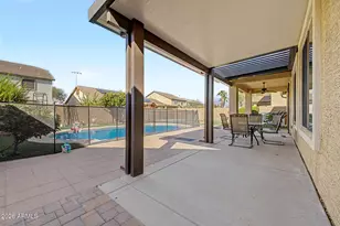 17940 W Desert Ln, Surprise, AZ 85388 - Photo 37