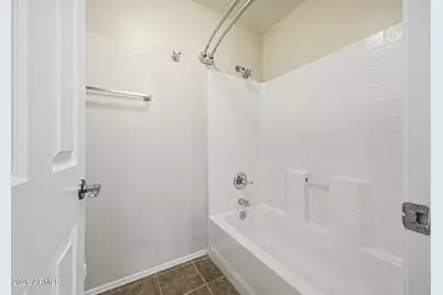 17940 W Desert Lane, Surprise, AZ 85388 - Photo 25