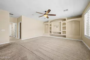 17940 W Desert Ln, Surprise, AZ 85388 - Photo 13