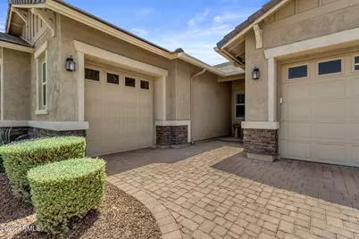 11653 W Andrew Lane, Peoria, AZ 85383 - Photo 3