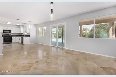 1320 E Charleston Avenue, Phoenix, AZ 85022 - Photo 9