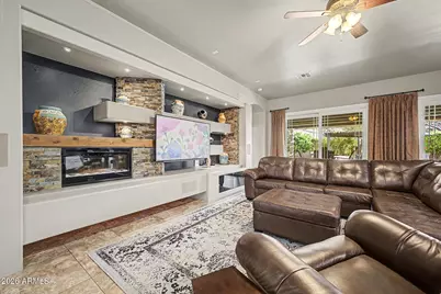 521 E Mineral Road, Phoenix, AZ 85042 - Photo 11