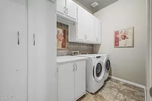 521 E Mineral Rd, Phoenix, AZ 85042 - Photo 31